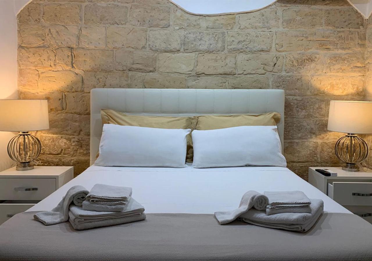 Ferrante D'Aragona Rooms Лечче Экстерьер фото