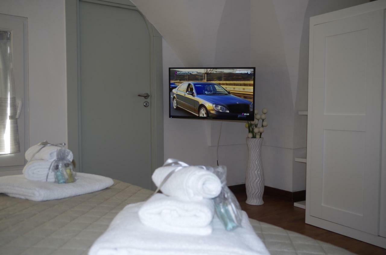 Ferrante D'Aragona Rooms Лечче Экстерьер фото