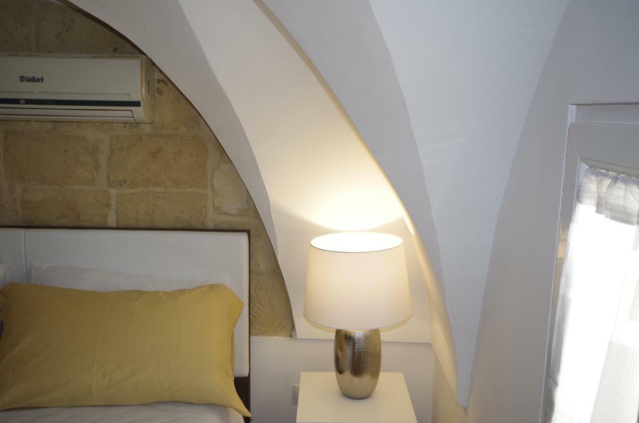 Ferrante D'Aragona Rooms Лечче Экстерьер фото